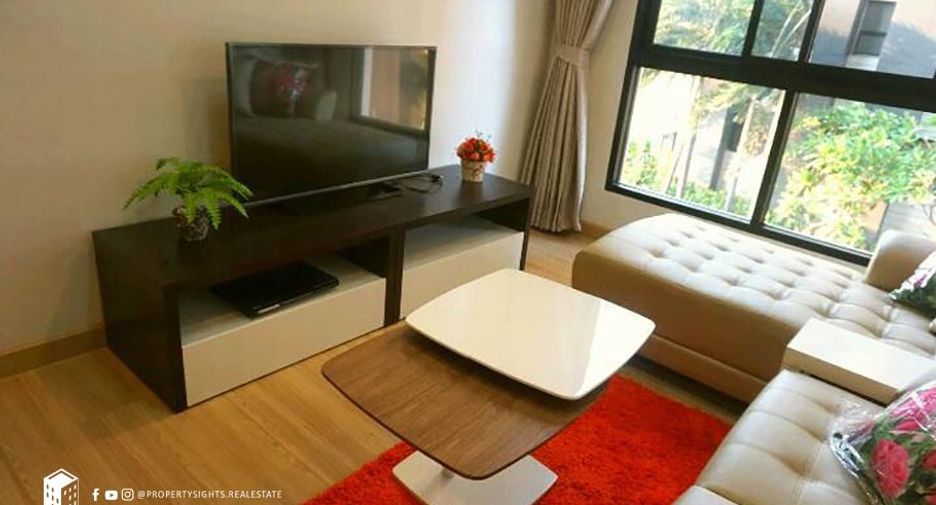 For rent 2 bedrooms condo in Watthana, Bangkok