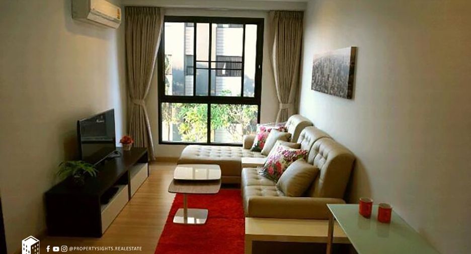 For rent 2 bedrooms condo in Watthana, Bangkok