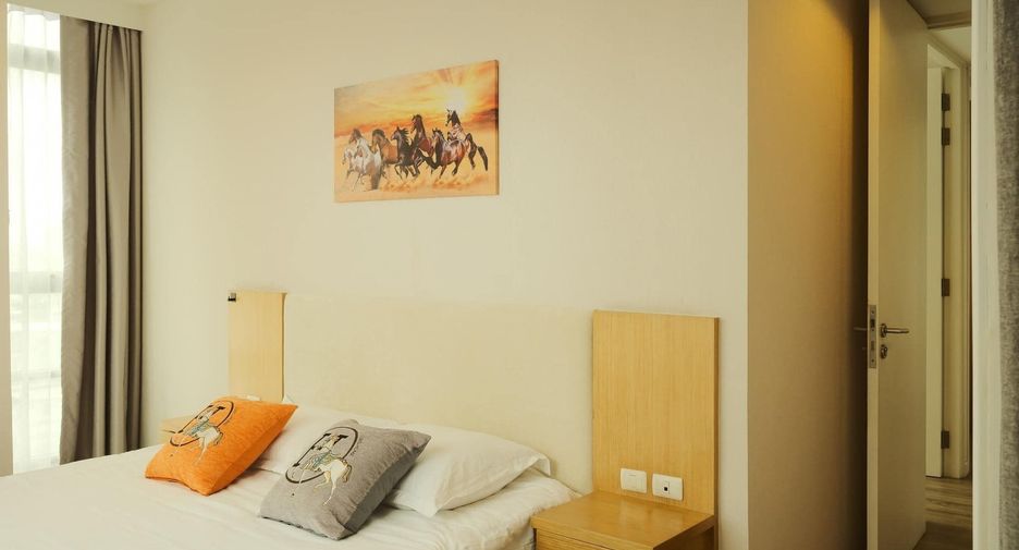 Condo en alquiler de 3 habitaciones en Bang Rak, Bangkok