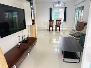 À louer 3 chambres maison à Mueang Phuket, Phuket