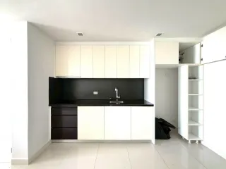 For sale 2 bedrooms condo in Mueang Rayong, Rayong