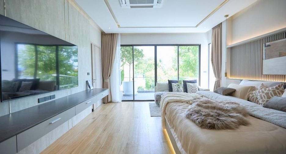For sale 5 bedrooms house in Pak Kret, Nonthaburi