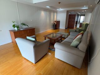 For rent 3 bedrooms apartment in Khlong Toei, Bangkok
