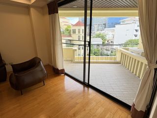 For rent 3 bedrooms apartment in Khlong Toei, Bangkok