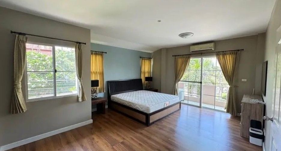 Casa en alquiler de 3 habitaciones en Mueang Chiang Mai, Chiang Mai