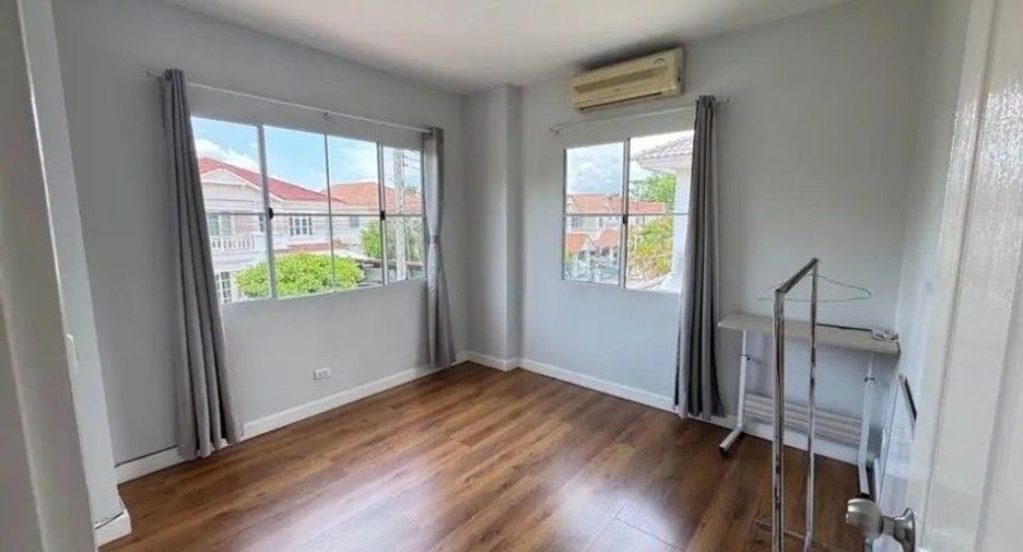 Casa en alquiler de 3 habitaciones en Mueang Chiang Mai, Chiang Mai
