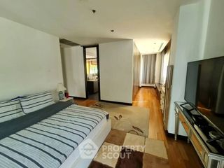 For sale 3 bedrooms condo in Yan Nawa, Bangkok