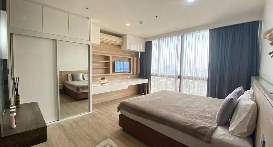 For rent 2 bedrooms condo in Chatuchak, Bangkok
