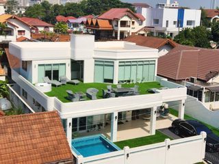 For rent 4 bedrooms villa in Bang Lamung, Chonburi