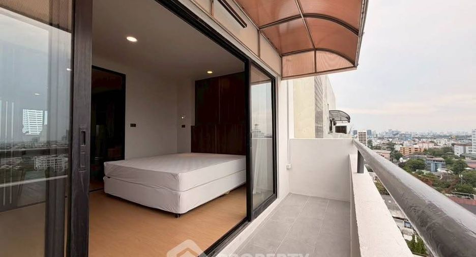 For rent 1 bed condo in Phaya Thai, Bangkok