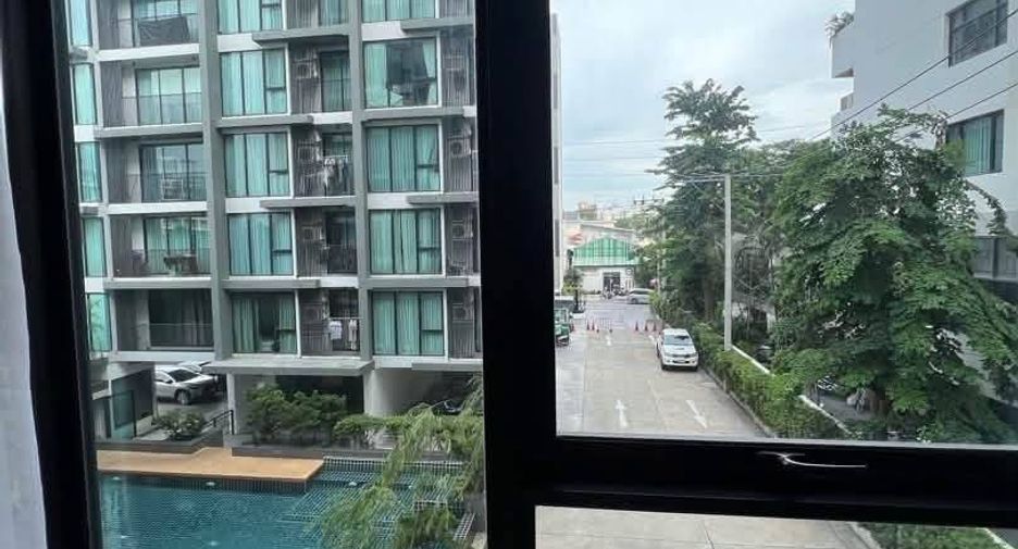 For rent 1 bed condo in Phra Khanong, Bangkok
