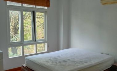 For rent 1 bed condo in Yan Nawa, Bangkok