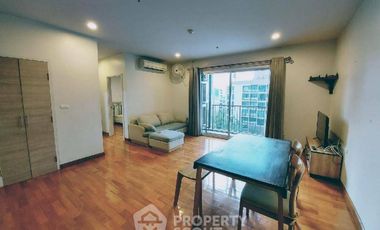 For rent 2 bedrooms condo in Khlong San, Bangkok