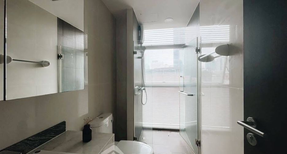 For rent 1 bed condo in Bang Rak, Bangkok