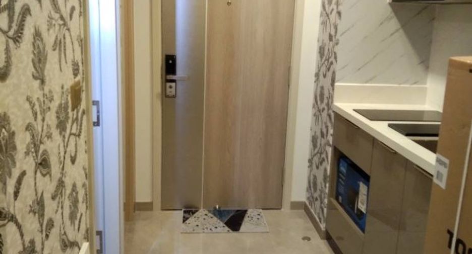 Wohnung zur Miete mit 1 Zimmer in Huai Khwang, Bangkok