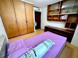 For rent 3 bedrooms condo in Sathon, Bangkok