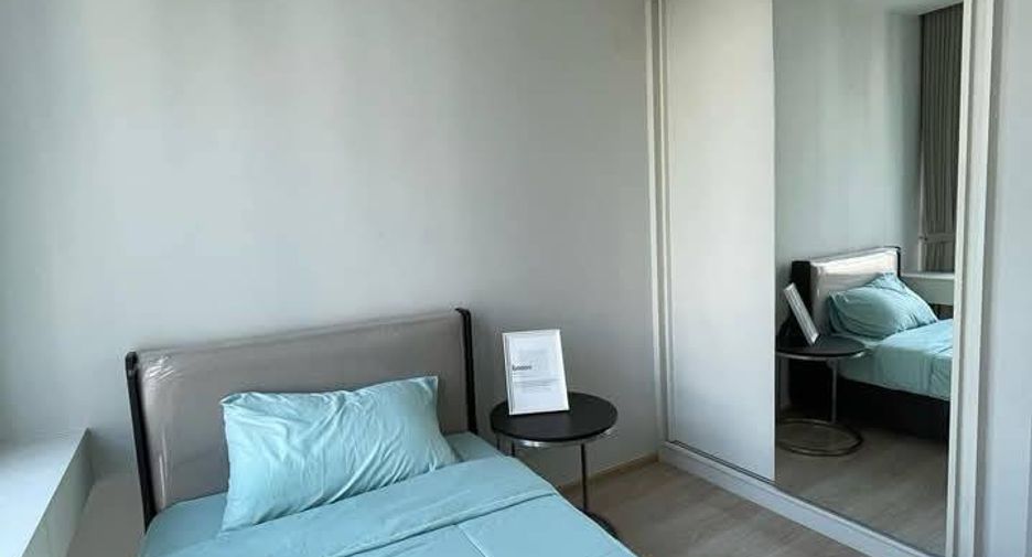 For rent 2 bedrooms condo in Huai Khwang, Bangkok