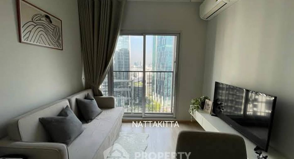 For rent 2 bedrooms condo in Huai Khwang, Bangkok