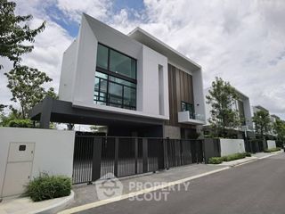 For rent 4 bedrooms house in Saphan Sung, Bangkok