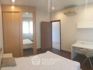 For rent 2 bedrooms condo in Yan Nawa, Bangkok