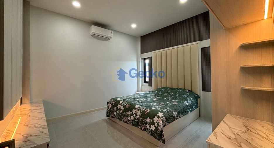 For rent 4 bedrooms house in Bang Lamung, Chonburi