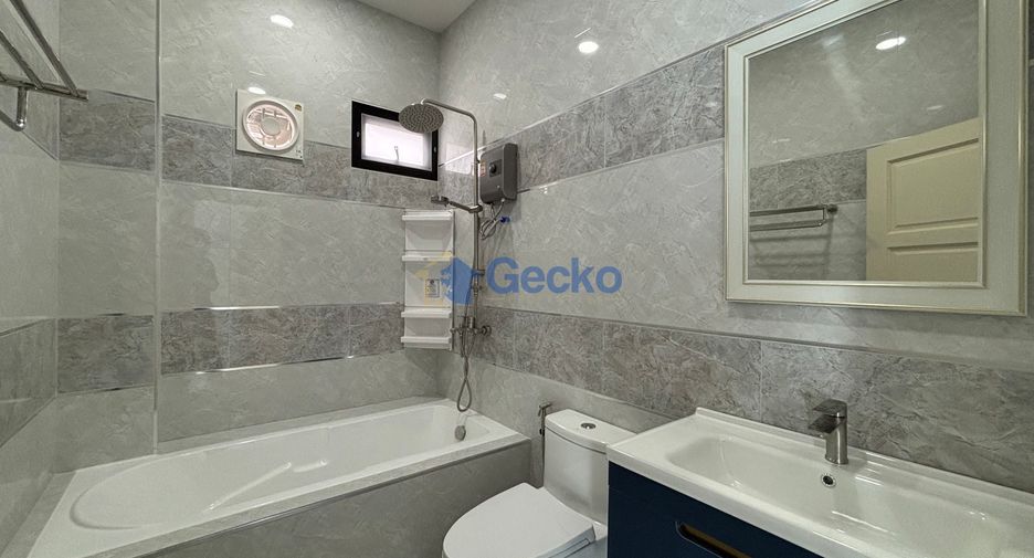 For rent 4 bedrooms house in Bang Lamung, Chonburi