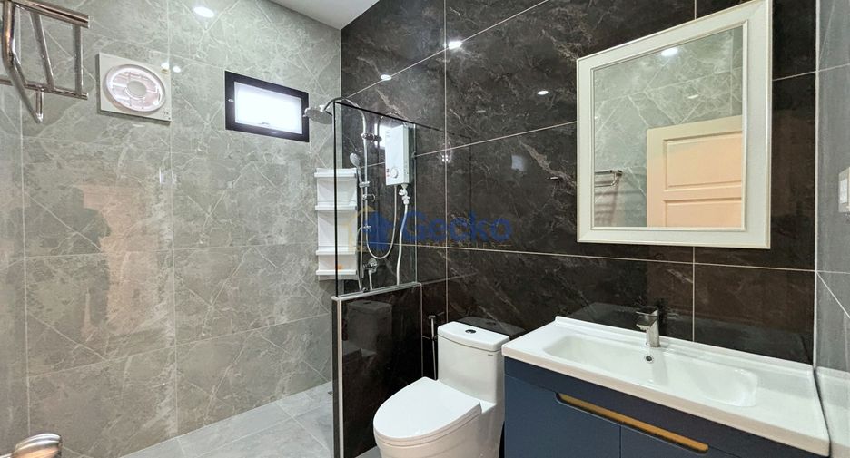 For rent 4 bedrooms house in Bang Lamung, Chonburi