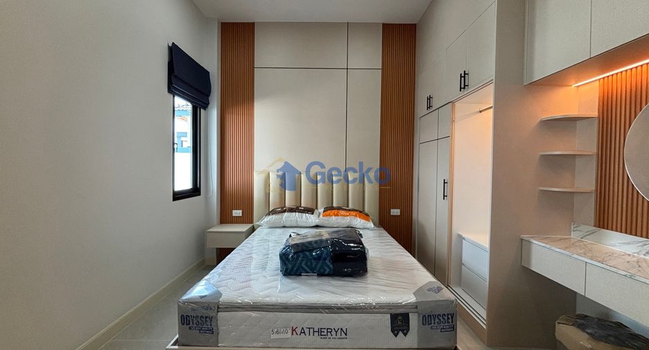 For rent 4 bedrooms house in Bang Lamung, Chonburi