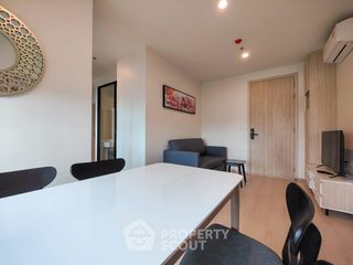 Condo en alquiler de 3 habitaciones en Huai Khwang, Bangkok