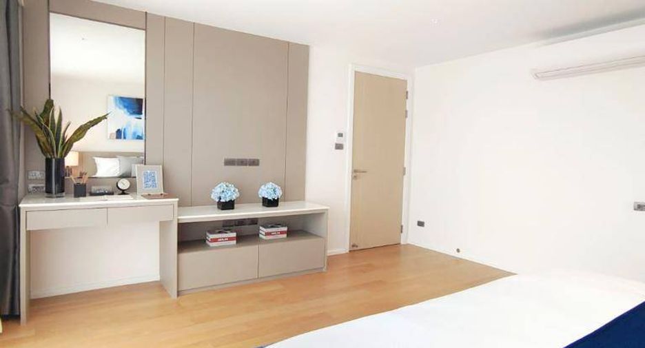 For rent 3 bedrooms apartment in Watthana, Bangkok