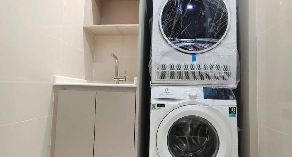 For rent 3 bedrooms apartment in Watthana, Bangkok