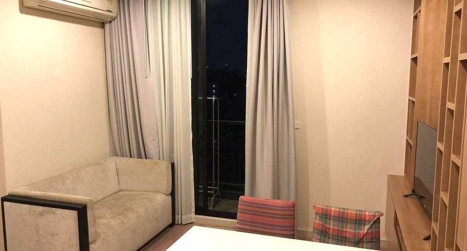 À louer 2 chambres condo à Din Daeng, Bangkok