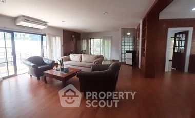 For rent 3 ベッドルーム condo in Khlong Toei, Bangkok