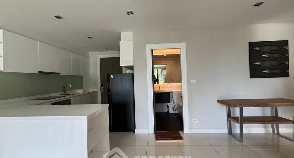 For rent 2 bedrooms condo in Bang Saray, Pattaya