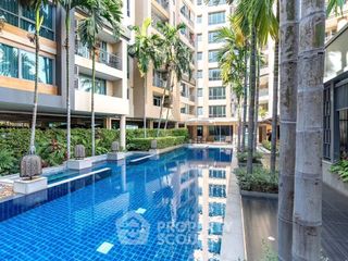 For rent 2 bedrooms condo in Yan Nawa, Bangkok