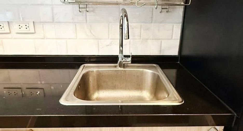 For rent 2 bedrooms condo in Bang Na, Bangkok