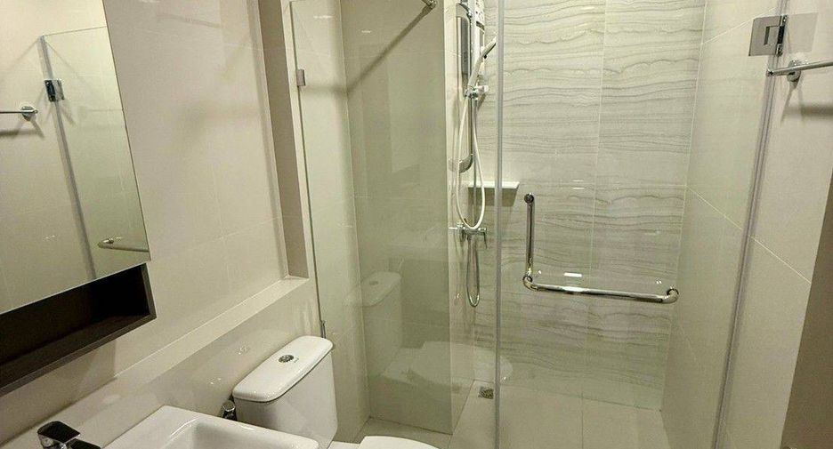 For rent 1 bed condo in Phra Khanong, Bangkok