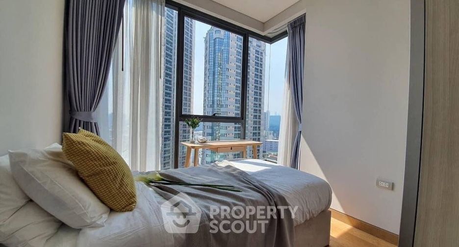 For rent 2 bedrooms condo in Khlong Toei, Bangkok