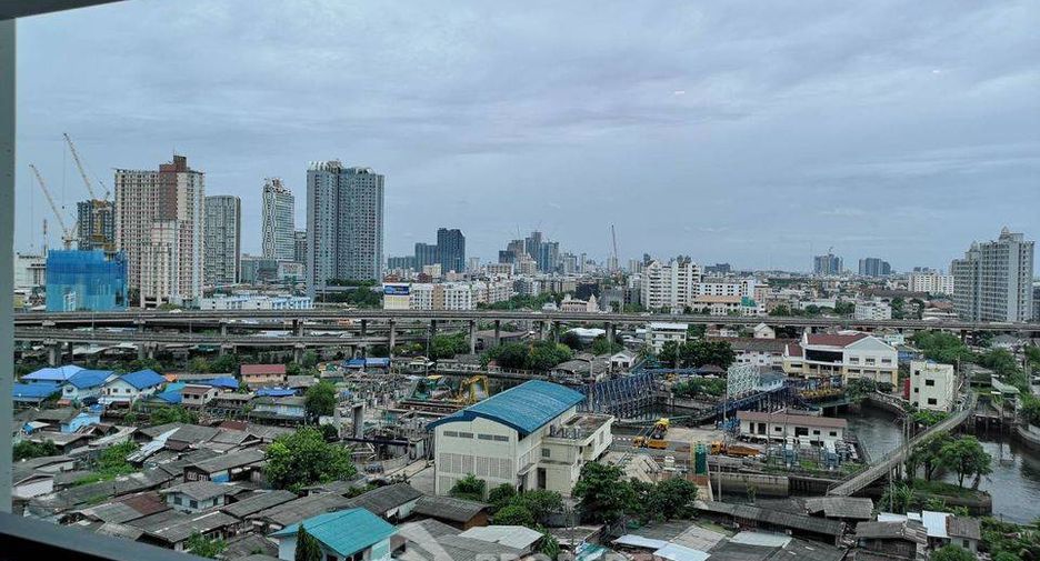 For rent 2 bedrooms condo in Khlong Toei, Bangkok
