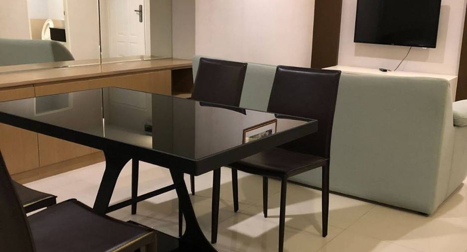 For rent 1 bed condo in Watthana, Bangkok