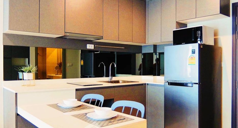 For rent 2 bedrooms condo in Bang Kapi, Bangkok