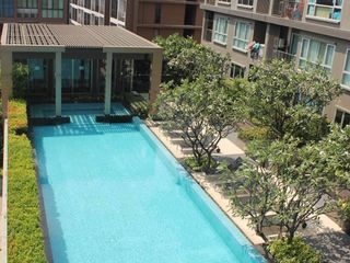 For rent 2 bedrooms condo in Khlong San, Bangkok