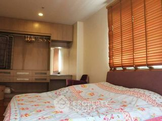 For rent 2 bedrooms condo in Khlong San, Bangkok