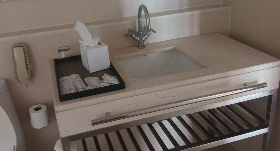 For rent 1 bed condo in Sathon, Bangkok