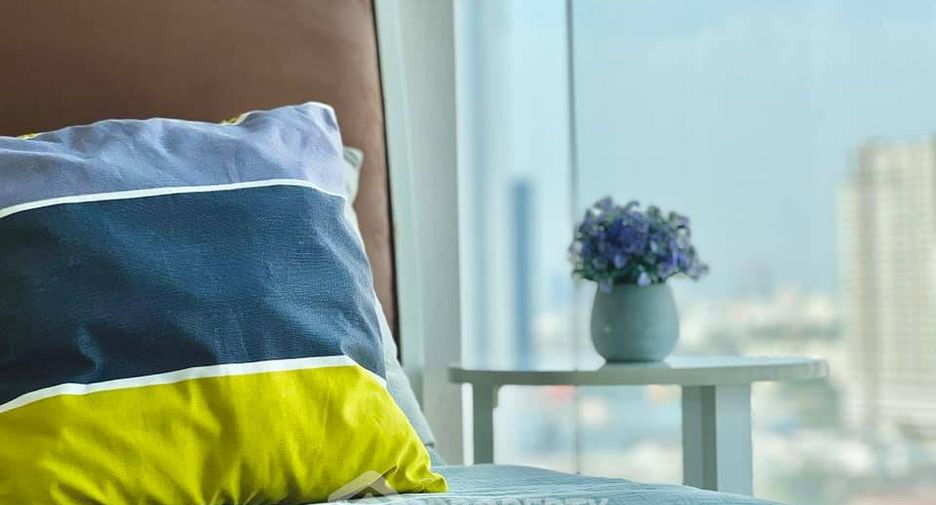 Wohnung zur Miete mit 2 Zimmer in Phra Khanong, Bangkok