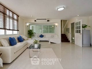 For rent 5 bedrooms house in Si Racha, Chonburi
