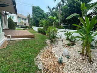 For rent 3 bedrooms townhouse in Prawet, Bangkok