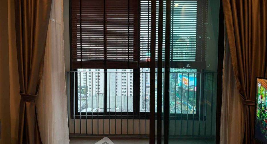 For rent 1 bed condo in Pathum Wan, Bangkok