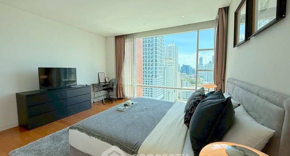 Condo en alquiler de 2 habitaciones en Khlong Toei, Bangkok
