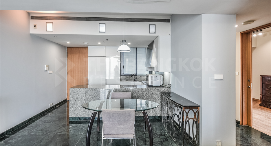 À vendre 2 chambres condo à Sathon, Bangkok